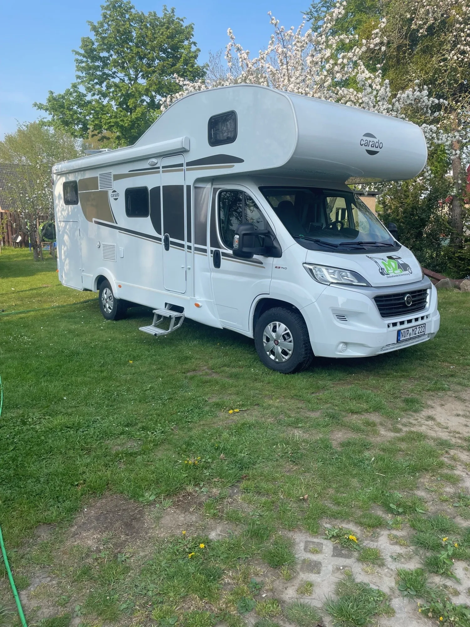 Wohnmobil von MZ Dienstleistungen, bereit für die nächste Reise